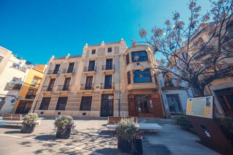 Alcalà-Alcossebre promociona en Fitur 2026 la Casa del Metge como nuevo referente cultural y turístico