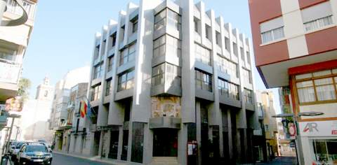 El PSPV-PSOE pide explicaciones al PP de Torreblanca por insultos en el pleno y la relación del concejal de Medio Ambiente con Global Nature