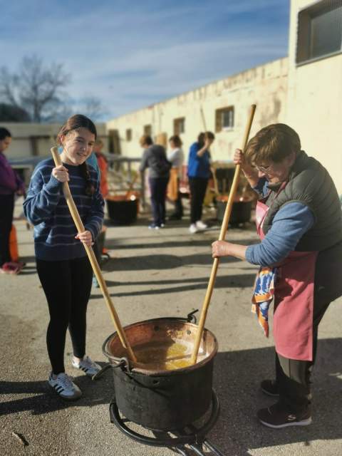Albocàsser inicia la cuenta atrás para Sant Antoni con una intensa preparación vecinal