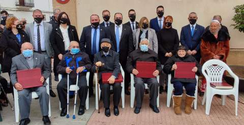 Nonagenarios homenajeados por el Ayuntamiento.