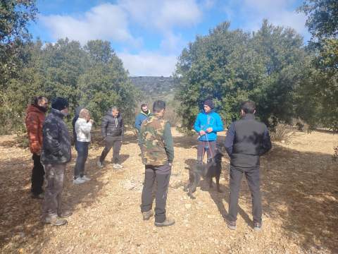 Benassal apuesta por la formación especializada del perro trufero en la XXV Muestra de la Trufa Negra