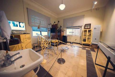 Alcalà-Alcossebre edita material didáctico para acercar la Casa del Metge al alumnado