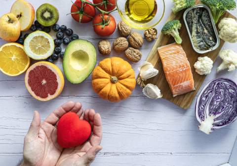 Qué comer para verte más joven: los alimentos clave contra el envejecimiento