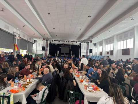 La Llosa celebra el sexto aniversario del Tardeo Llosero con una multitudinaria jornada festiva