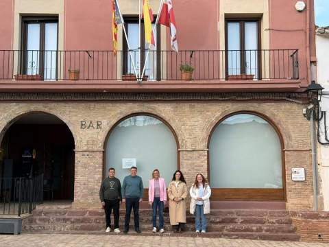 Itziar Lafita destaca en La Serratella la necesidad de inversiones y medidas frente a la despoblación durante la visita de Susana Fabregat