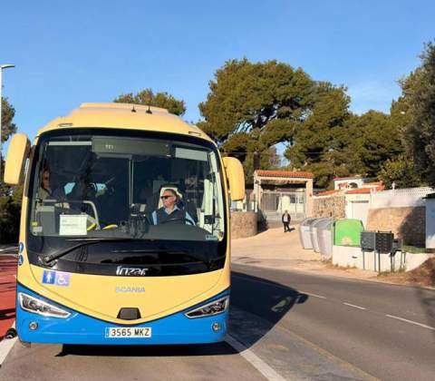 La nueva línea circular de bus urbano de Alcossebre entra en funcionamiento del 2 al 11 de abril