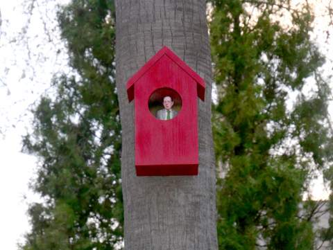 La Mostra TEST de Vila-real amplía su museo urbano con 19 esculturas de Isaac Cordal distribuidas por toda la ciudad