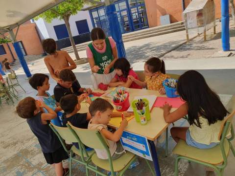Alcalà-Alcossebre abre inscripciones para la Escola d’Estiu y el Campus Jove con nuevas actividades y servicios para la conciliación familiar