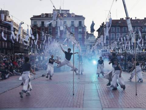 La compañía castellonense Visitants lleva su ‘Mascletà poètica’ a Mutxamel este sábado