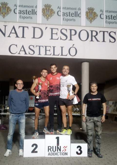 El xivertense Javi Lozano sube al podio en el 10K Run Addiction de Castellón