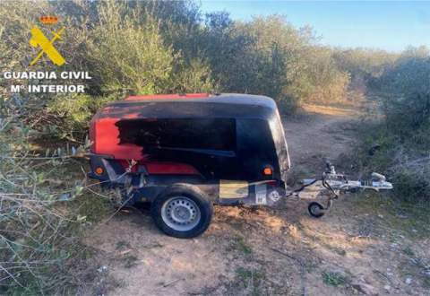 La Guardia Civil detiene a dos personas por el hurto de maquinaria industrial en Torreblanca