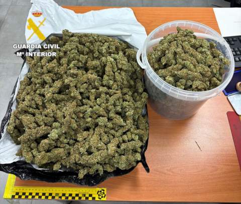 Intervenidos tres kilos de marihuana en Vall d’Alba en una operación de la Guardia Civil
