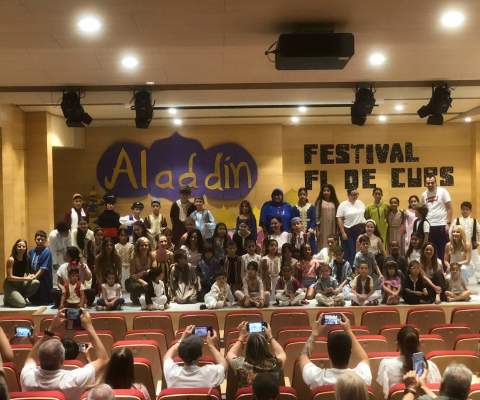 El alumnado del CEIP Alberto Selma llena el Auditorio con un musical de Aladdín para despedir el curso