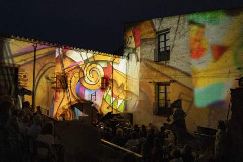 El Festival ARC Clàssica transforma el MACVAC en un viaje sensorial dedicado a Ravel