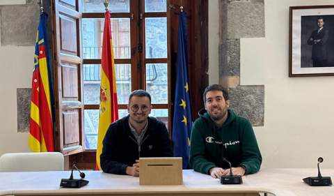 La Villa de El Toro y Almàssera inician su hermanamiento para estrechar lazos históricos y culturales