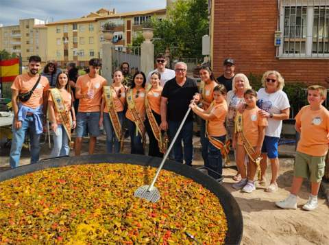 Oropesa del Mar celebra un multitudinario Día de las Paellas entre música, tradición y ambiente festivo