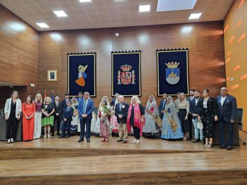 Oropesa del Mar rinde homenaje a sus mayores en las Fiestas Patronales de la Virgen de la Paciencia