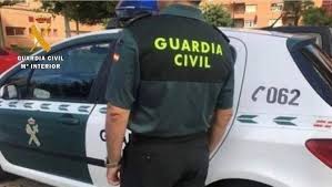 La Guardia Civil de Oropesa del Mar investiga a tres mujeres por un hurto continuado en un comercio local