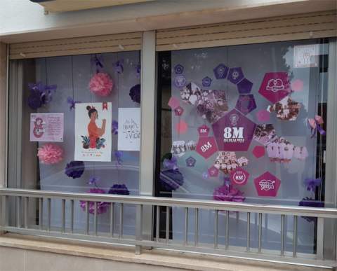 Decoración con motivo del Día de la Mujer
