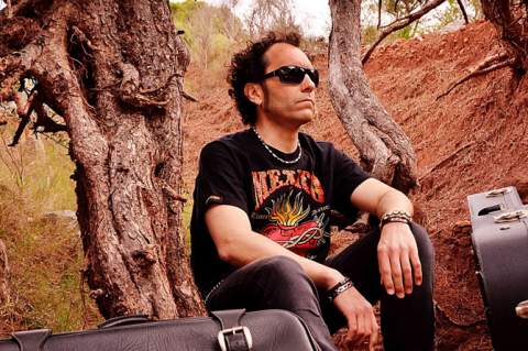 Verchili rinde homenaje a México con el videoclip “La madrugada”