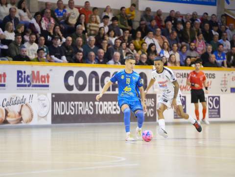 Importante victoria del Servigroup Peñíscola FS en Noia (1-2)