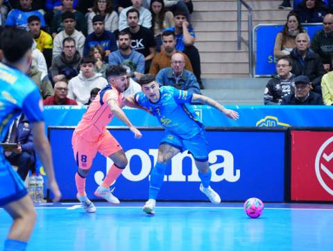 El Servigroup Peñíscola FS pierde ante un Barça muy efectivo (1-5)