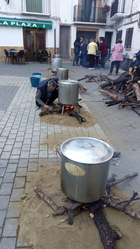 Montán ultima los preparativos para celebrar la X Jornada Gastronómica dedicada a la tradicional Olla