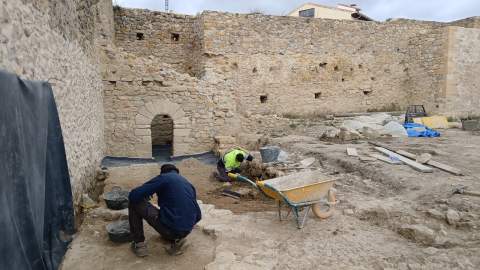 Portell retoma las excavaciones en el castillo para habilitar un nuevo espacio cultural y confirmar su posible origen como el castillo cristiano más antiguo del territorio valenciano