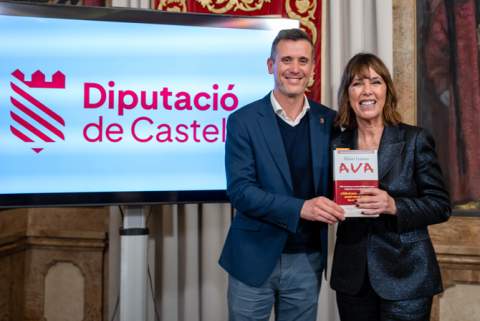 Mabel Lozano presenta ‘Ava’ en la Diputación de Castellón, premio Letras del Mediterráneo 2025