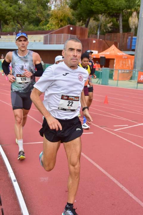 Buena actuación de los atletas xivertenses Javi Lozano y David Loriente en las 24 Horas de Barcelona