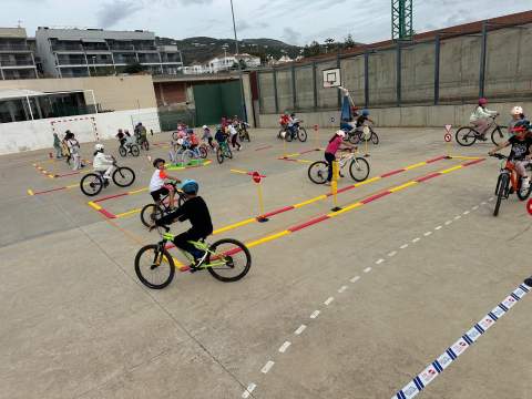 La Policía Local de Alcalà-Alcossebre estrena un nuevo parque de educación vial para reforzar la formación en los colegios