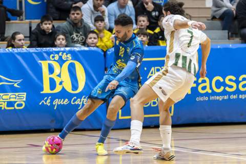 Remontada del Servigroup Peñíscola FS para tumbar al Córdoba (4-3)